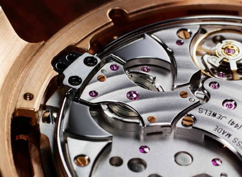 Piaget Emperador Coussin ultra-thin Minute Repeater