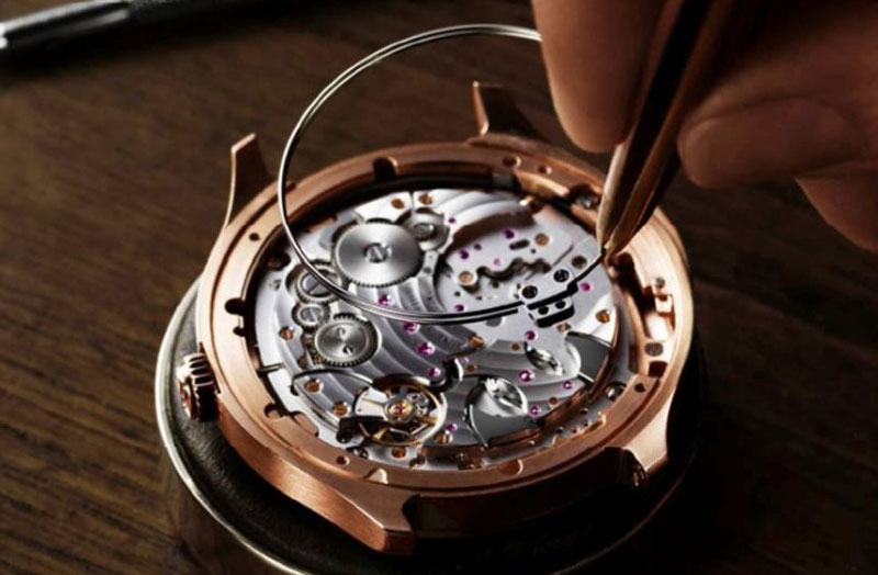 Piaget Emperador Coussin ultra-thin Minute Repeater