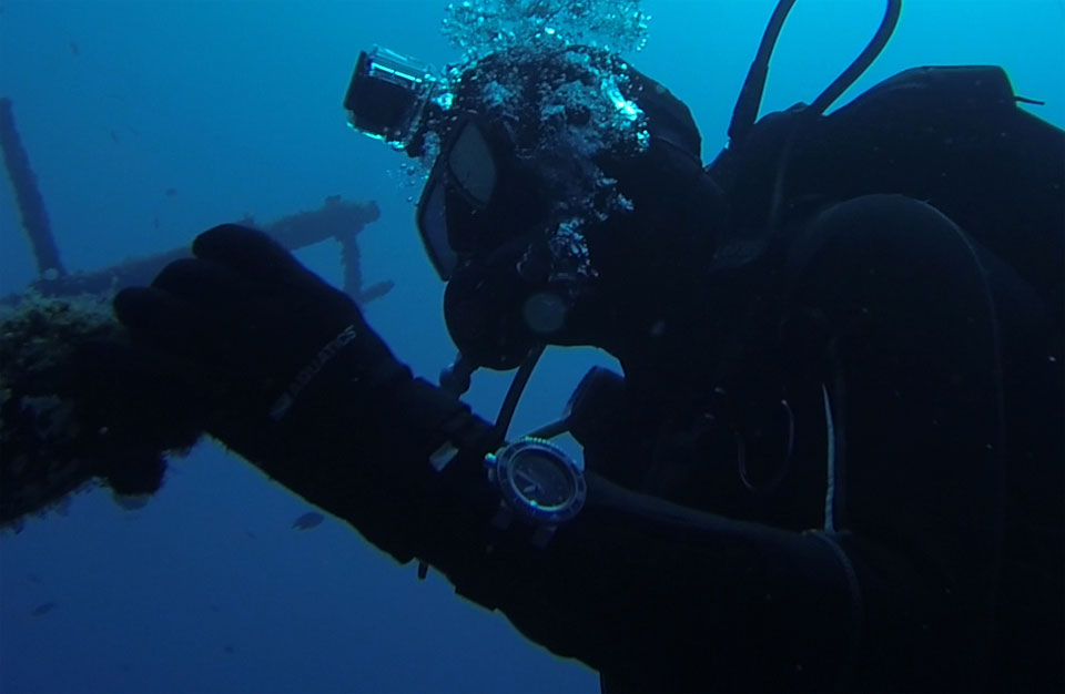 Oris Aquis Depth Gauge