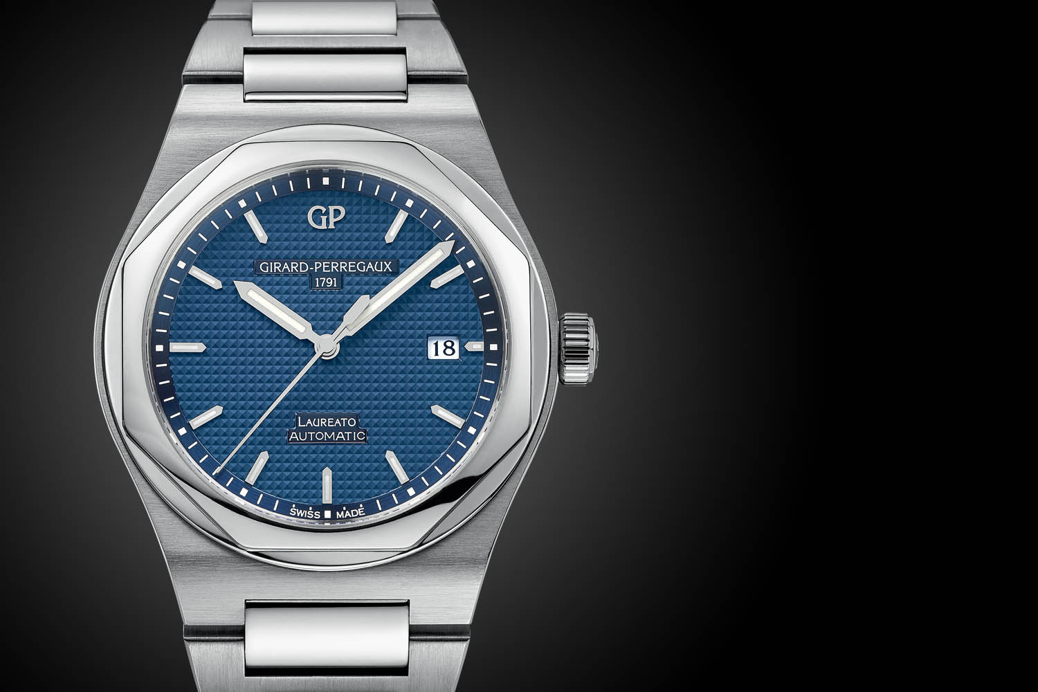 Girard Perregaux Laureato 2016 Autimatic ref. 81000 - blue dial