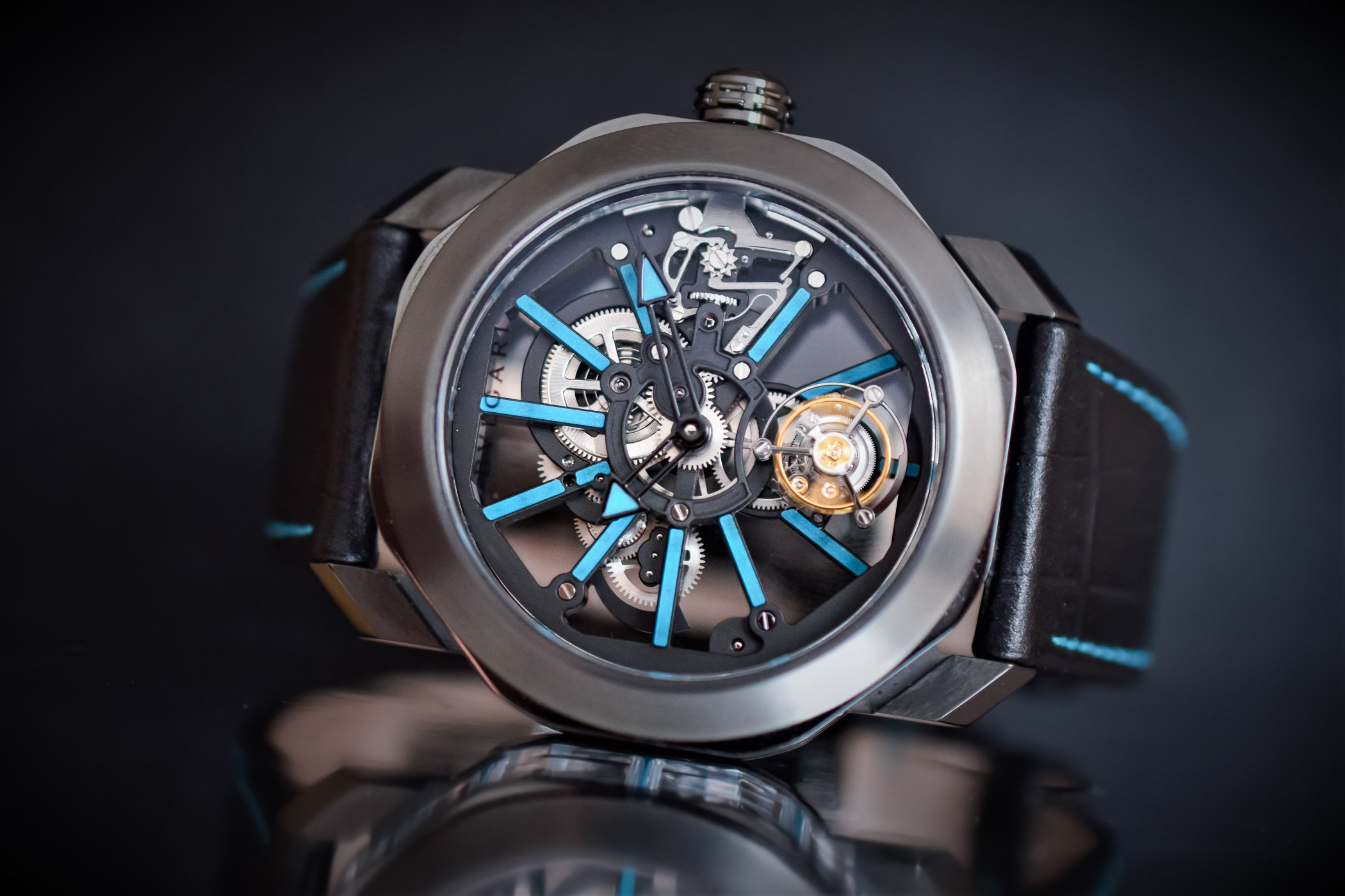 Bulgari Octo Tourbillon Sapphire black-DLC steel - 2018